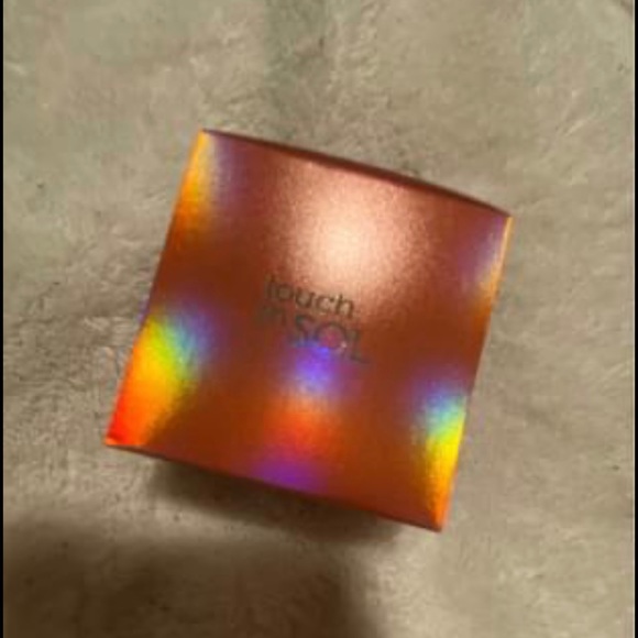 Touch in sol - Picture 1 of 2